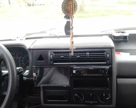 Белый Фольксваген Transporter, объемом двигателя 2.5 л и пробегом 380 тыс. км за 6300 $, фото 1 на Automoto.ua