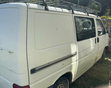 Белый Фольксваген Transporter, объемом двигателя 1.9 л и пробегом 500 тыс. км за 3660 $, фото 3 на Automoto.ua