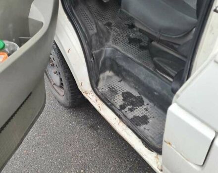 Белый Фольксваген Transporter, объемом двигателя 2.5 л и пробегом 434 тыс. км за 4100 $, фото 9 на Automoto.ua