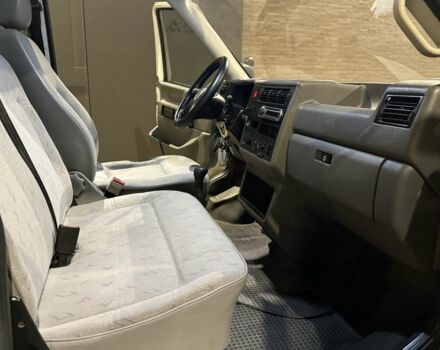 Белый Фольксваген Transporter, объемом двигателя 2.5 л и пробегом 347 тыс. км за 3000 $, фото 6 на Automoto.ua