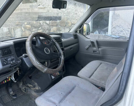 Белый Фольксваген Transporter, объемом двигателя 1.9 л и пробегом 500 тыс. км за 3660 $, фото 5 на Automoto.ua