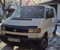 Белый Фольксваген Transporter, объемом двигателя 2.4 л и пробегом 425 тыс. км за 5500 $, фото 1 на Automoto.ua