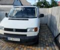 Белый Фольксваген Transporter, объемом двигателя 2.4 л и пробегом 400 тыс. км за 5150 $, фото 1 на Automoto.ua
