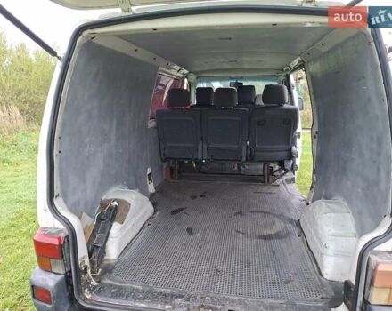 Белый Фольксваген Transporter, объемом двигателя 1.9 л и пробегом 372 тыс. км за 6500 $, фото 5 на Automoto.ua