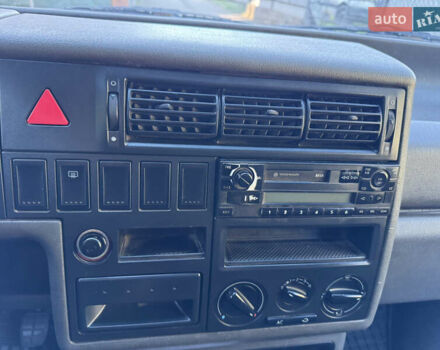 Білий Фольксваген Transporter, об'ємом двигуна 2.5 л та пробігом 467 тис. км за 6500 $, фото 17 на Automoto.ua