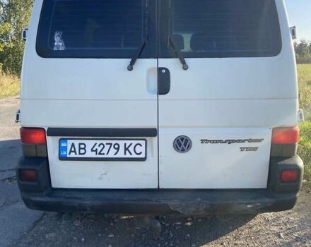 Білий Фольксваген Transporter, об'ємом двигуна 2.5 л та пробігом 470 тис. км за 6500 $, фото 2 на Automoto.ua