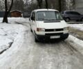 Белый Фольксваген Transporter, объемом двигателя 0 л и пробегом 300 тыс. км за 5500 $, фото 1 на Automoto.ua