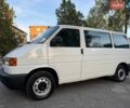Белый Фольксваген Transporter, объемом двигателя 2.4 л и пробегом 300 тыс. км за 6500 $, фото 1 на Automoto.ua
