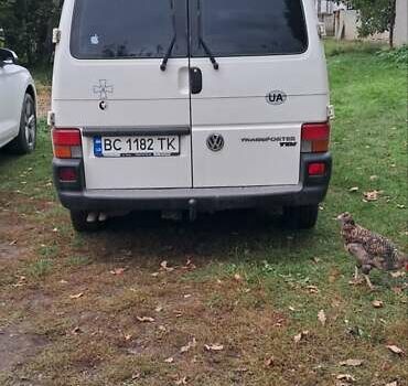 Белый Фольксваген Transporter, объемом двигателя 2.5 л и пробегом 386 тыс. км за 8000 $, фото 2 на Automoto.ua