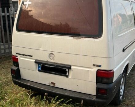 Белый Фольксваген Transporter, объемом двигателя 2.4 л и пробегом 400 тыс. км за 3600 $, фото 1 на Automoto.ua