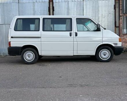 Білий Фольксваген Transporter, об'ємом двигуна 2.5 л та пробігом 380 тис. км за 6800 $, фото 1 на Automoto.ua