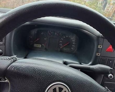 Белый Фольксваген Transporter, объемом двигателя 2.5 л и пробегом 386 тыс. км за 8000 $, фото 9 на Automoto.ua