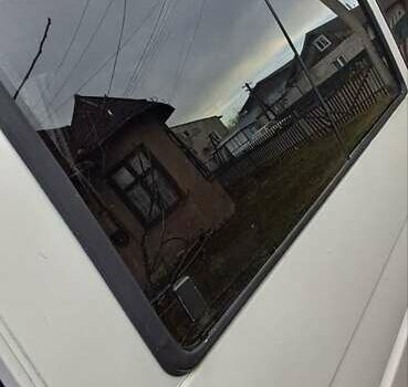 Белый Фольксваген Transporter, объемом двигателя 2.5 л и пробегом 386 тыс. км за 8000 $, фото 23 на Automoto.ua