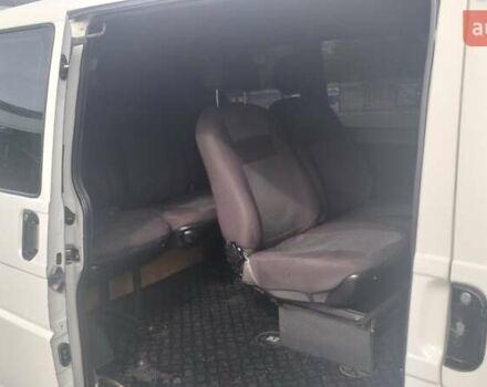 Білий Фольксваген Transporter, об'ємом двигуна 1.9 л та пробігом 380 тис. км за 6000 $, фото 7 на Automoto.ua