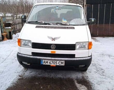 Білий Фольксваген Transporter, об'ємом двигуна 2.5 л та пробігом 437 тис. км за 6100 $, фото 1 на Automoto.ua