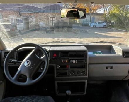 Білий Фольксваген Transporter, об'ємом двигуна 2.5 л та пробігом 292 тис. км за 7000 $, фото 4 на Automoto.ua