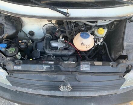 Белый Фольксваген Transporter, объемом двигателя 2.5 л и пробегом 400 тыс. км за 4903 $, фото 13 на Automoto.ua