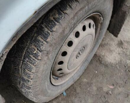 Белый Фольксваген Transporter, объемом двигателя 2.4 л и пробегом 400 тыс. км за 3700 $, фото 2 на Automoto.ua