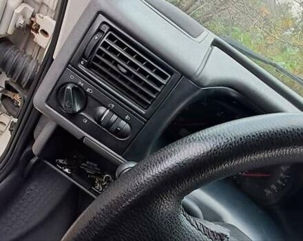 Белый Фольксваген Transporter, объемом двигателя 2.5 л и пробегом 386 тыс. км за 8000 $, фото 10 на Automoto.ua