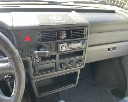 Білий Фольксваген Transporter, об'ємом двигуна 2.5 л та пробігом 310 тис. км за 8000 $, фото 11 на Automoto.ua