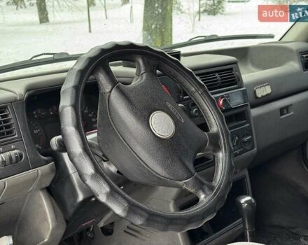 Білий Фольксваген Transporter, об'ємом двигуна 2.5 л та пробігом 700 тис. км за 7490 $, фото 13 на Automoto.ua