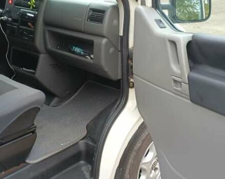 Белый Фольксваген Transporter, объемом двигателя 2.46 л и пробегом 583 тыс. км за 7500 $, фото 10 на Automoto.ua