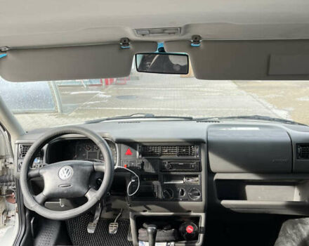 Белый Фольксваген Transporter, объемом двигателя 2.46 л и пробегом 453 тыс. км за 7200 $, фото 6 на Automoto.ua