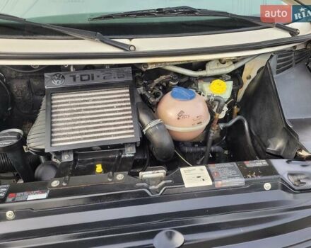 Белый Фольксваген Transporter, объемом двигателя 2.5 л и пробегом 441 тыс. км за 7550 $, фото 46 на Automoto.ua