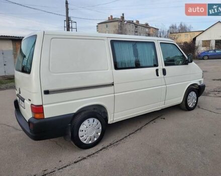 Белый Фольксваген Transporter, объемом двигателя 2.5 л и пробегом 441 тыс. км за 7550 $, фото 55 на Automoto.ua