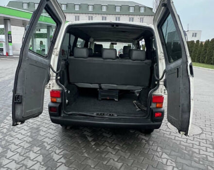 Белый Фольксваген Transporter, объемом двигателя 2.5 л и пробегом 250 тыс. км за 5999 $, фото 9 на Automoto.ua