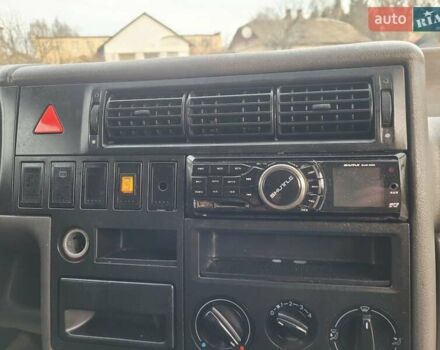 Белый Фольксваген Transporter, объемом двигателя 2.5 л и пробегом 441 тыс. км за 7550 $, фото 65 на Automoto.ua