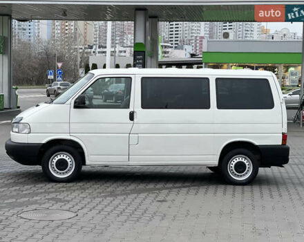 Белый Фольксваген Transporter, объемом двигателя 2.5 л и пробегом 250 тыс. км за 5999 $, фото 4 на Automoto.ua