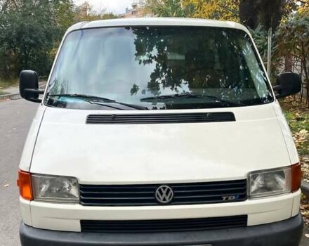 Белый Фольксваген Transporter, объемом двигателя 2.46 л и пробегом 340 тыс. км за 5800 $, фото 1 на Automoto.ua