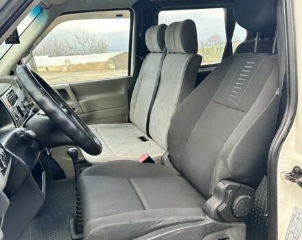 Білий Фольксваген Transporter, об'ємом двигуна 2.5 л та пробігом 300 тис. км за 5200 $, фото 12 на Automoto.ua
