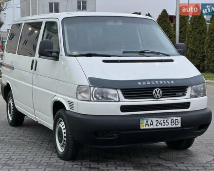 Белый Фольксваген Transporter, объемом двигателя 2.5 л и пробегом 250 тыс. км за 5999 $, фото 2 на Automoto.ua