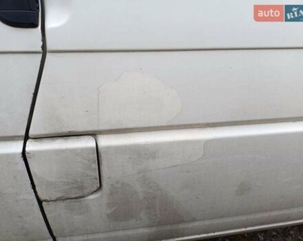 Білий Фольксваген Transporter, об'ємом двигуна 2.5 л та пробігом 459 тис. км за 5300 $, фото 12 на Automoto.ua