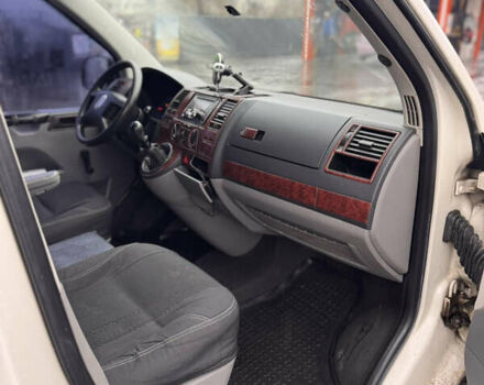 Білий Фольксваген Transporter, об'ємом двигуна 1.9 л та пробігом 420 тис. км за 7000 $, фото 9 на Automoto.ua