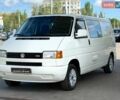 Белый Фольксваген Transporter, объемом двигателя 2.5 л и пробегом 445 тыс. км за 5999 $, фото 1 на Automoto.ua