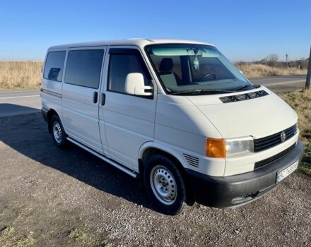 Белый Фольксваген Transporter, объемом двигателя 2.5 л и пробегом 497 тыс. км за 5250 $, фото 1 на Automoto.ua