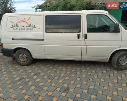 Белый Фольксваген Transporter, объемом двигателя 2.5 л и пробегом 250 тыс. км за 7300 $, фото 1 на Automoto.ua