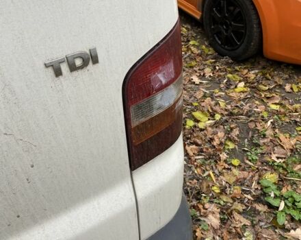 Білий Фольксваген Transporter, об'ємом двигуна 1.9 л та пробігом 232 тис. км за 5100 $, фото 6 на Automoto.ua