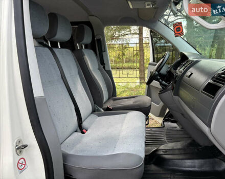 Белый Фольксваген Transporter, объемом двигателя 1.9 л и пробегом 337 тыс. км за 8750 $, фото 53 на Automoto.ua
