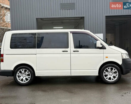 Белый Фольксваген Transporter, объемом двигателя 1.9 л и пробегом 300 тыс. км за 7700 $, фото 6 на Automoto.ua