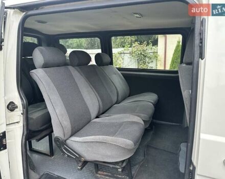 Белый Фольксваген Transporter, объемом двигателя 2.5 л и пробегом 280 тыс. км за 5950 $, фото 16 на Automoto.ua