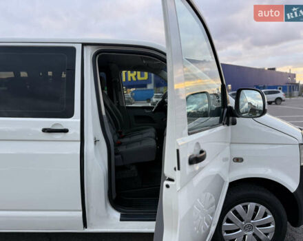 Белый Фольксваген Transporter, объемом двигателя 2.5 л и пробегом 270 тыс. км за 9800 $, фото 12 на Automoto.ua
