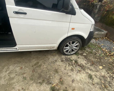 Белый Фольксваген Transporter, объемом двигателя 2.46 л и пробегом 325 тыс. км за 7300 $, фото 5 на Automoto.ua