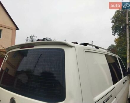 Белый Фольксваген Transporter, объемом двигателя 2.5 л и пробегом 298 тыс. км за 7400 $, фото 1 на Automoto.ua