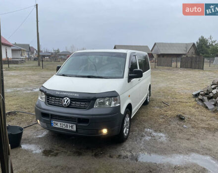 Білий Фольксваген Transporter, об'ємом двигуна 1.9 л та пробігом 272 тис. км за 7500 $, фото 17 на Automoto.ua
