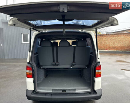 Белый Фольксваген Transporter, объемом двигателя 1.9 л и пробегом 300 тыс. км за 7700 $, фото 21 на Automoto.ua