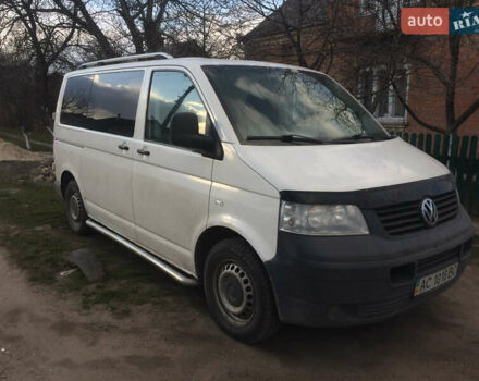 Белый Фольксваген Transporter, объемом двигателя 1.9 л и пробегом 330 тыс. км за 8500 $, фото 1 на Automoto.ua